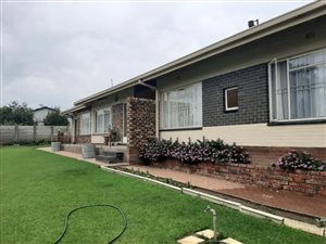 3 Bed House in Suidrand