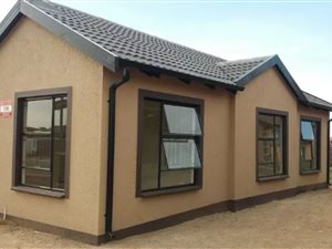 3 Bed House in Kempton Park CBD