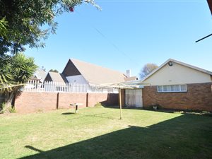 4 Bed House in Towerby