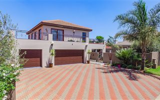 4 Bedroom House in Greenstone Hill