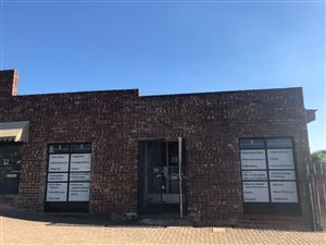 300 m² Retail Space in White River Central