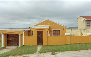 3 Bedroom House in Kwadwesi