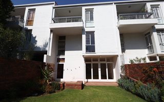 2 Bedroom Apartment in Hyde Park