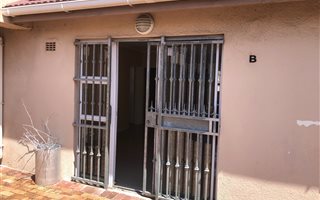 2 Bedroom Apartment in Penlyn Estate