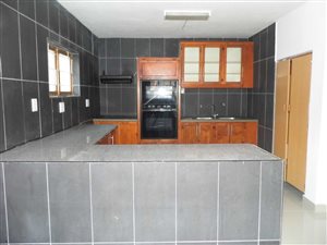 2 Bedroom Flat in Glen Anil