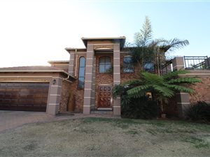5 Bed House in Beyers Park