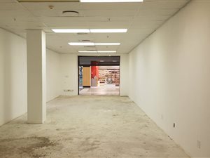 100 m² Retail Space in Highlands North