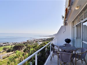 3 Bed Apartment in Camps Bay