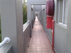 1 Bed Townhouse in Glenhazel