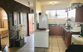 2 Bedroom House in Alberton