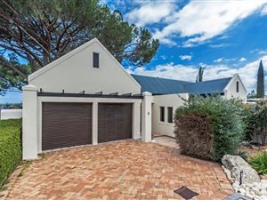 3 Bed House in Schonenberg Estate