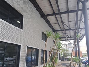 6430 m² Industrial space in Greenstone Hill