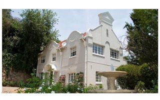 2 Bedroom House in Houghton Estate