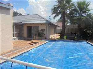 4 Bed House in Ravensklip
