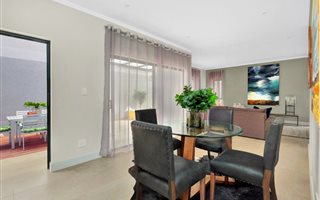 3 Bedroom Duplex in Bryanston East