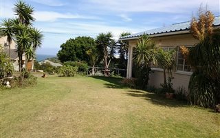 5 Bedroom House in Kaysers Beach