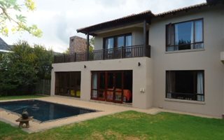 5 Bedroom House in Summerset