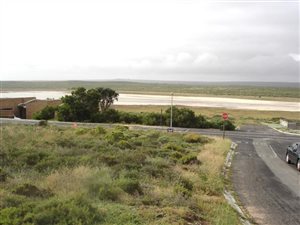 1050 m² Land available in Lamberts Bay