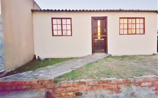 2 Bedroom House in Malabar