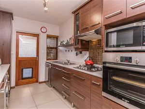 3 Bed Townhouse in Candlewoods Estate