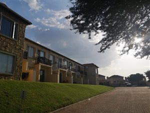 Studio apartment in Roodepoort Central
