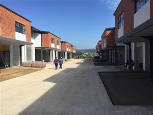180 m² Industrial space in Cornubia