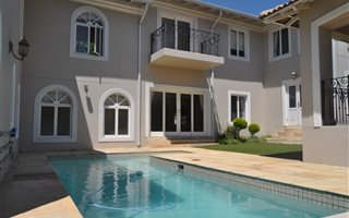 5 Bedroom House in Dainfern Valley