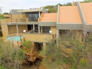 5 Bed House in Wapadrand