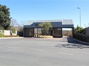881 m² Land available in Linksfield North