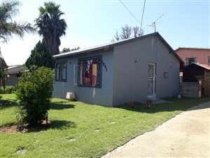 3 Bed House in Claremont