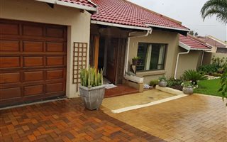 4 Bedroom House in Elandshaven