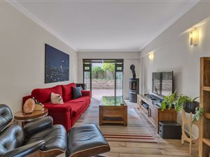 2 Bed Apartment in Parkhurst