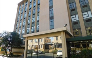 200 m² Office Space in Ferndale