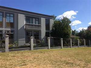 24 m² Commercial space in Fourways
