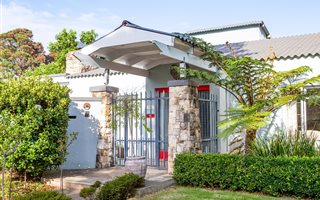 4 Bedroom House in Fernridge