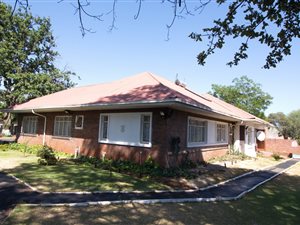 10 Bed House in Kempton Park Central