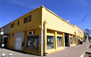 1827 m² Retail Space in Bloemfontein