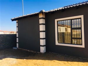 2 Bed House in Vanderbijlpark Central