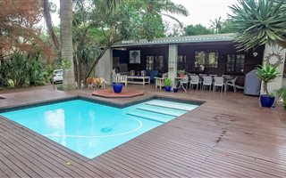 6 Bedroom House in Assagay