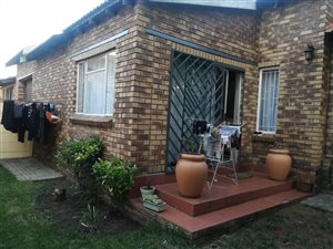 3 Bedroom Townhouse in Allens Nek