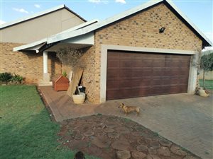 4 Bed House in Rothdene