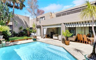 4 Bedroom Cluster in Sandown