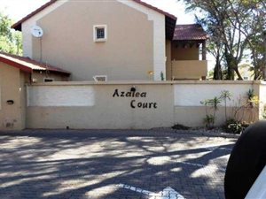 2 Bed Townhouse in Die Hoewes