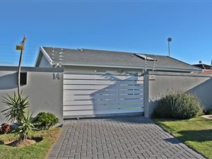 2 Bed House in Overbaakens