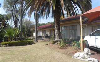 4 Bedroom House in Eduanpark