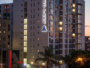 2 Bed Apartment in Sandton CBD