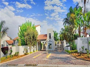 1 Bed Apartment in Country Life Park