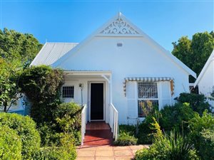3 Bed Townhouse in Mostertsdrift