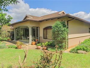3 Bedroom Simplex in Le Domaine