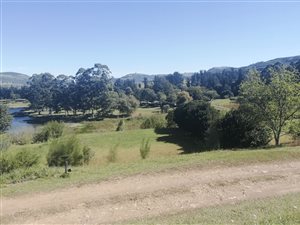 1500 m² Land available in Cramond